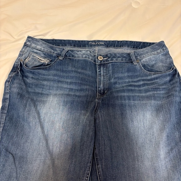 Maurices Light Blue Distressed Women Jeans Size 24w Petite - Picture 3 of 5
